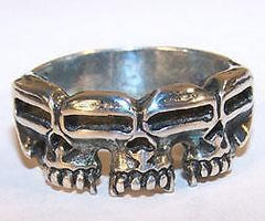 ILLUSION TRIPLE SKULL BAND BIKER RING ( sold by the piece )  *